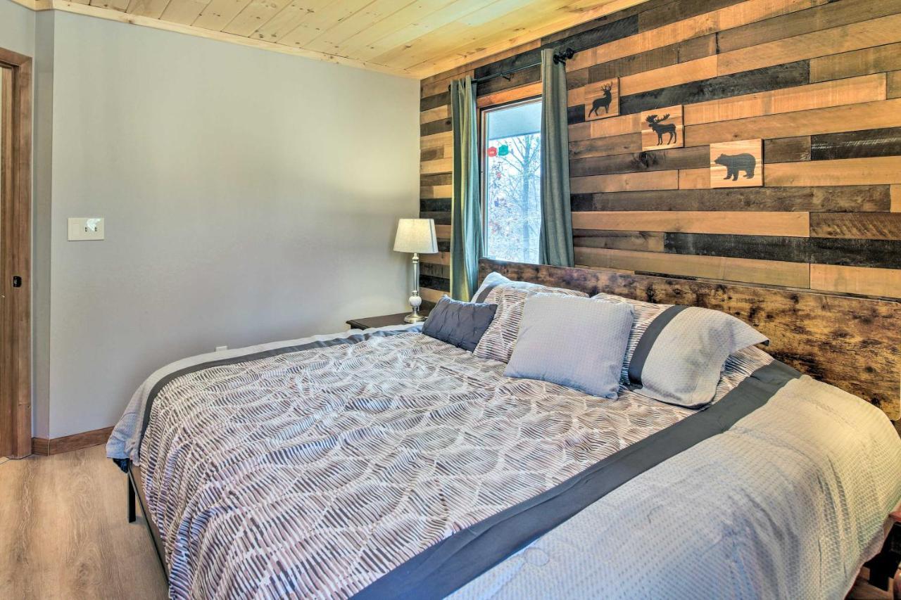 Gatlinburg Mountain Cabin With Hot Tub, Deck And Games 外观 照片